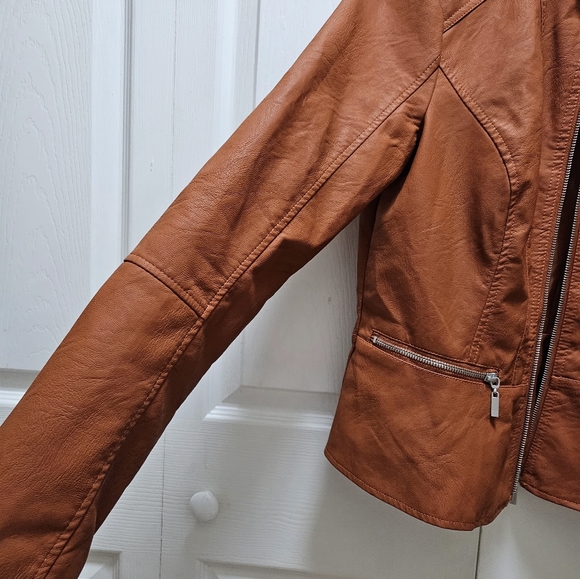 Baccini Women's Moto Biker Faux Leather Full Zip Jacket Burnt Orange Size Small - Picture 3 of 7
